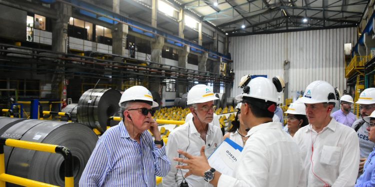 Gobernador Eduardo Verano destaca crecimiento económico del Atlántico de 2,6 %, cercano al promedio nacional