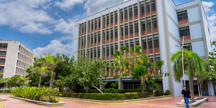 Uniatlántico abre inscripciones gratuitas en programas virtuales para estudiantes en Luruaco, Calamar y Remolino