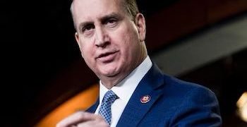 Congresista Mario Díaz-Balart promueve recorte del 50% en ayuda no militar a Colombia por “comportamiento errático” del gobierno Petro