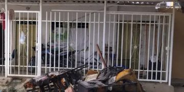 Hijo agrede a su padre y quema su casa en Santa Marta por exigirle la herencia