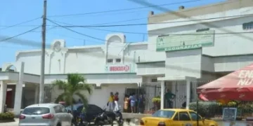 Mujer bajo detención domiciliaria herida de gravedad en atentado en Las Malvinas
