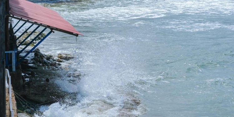 El mar no se traga a Santa Verónica: arranca obra urgente para frenar la erosión costera