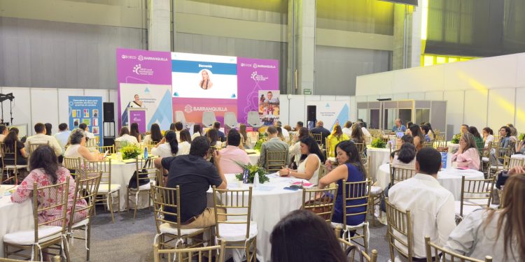Migración, inclusión y oportunidades: empresas y líderes sociales compartieron experiencias en el Foro de Desarrollo Local OCDE 2025