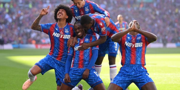 UEFA sanciona al Crystal Palace por multipropiedad y lo desciende a la Conference League