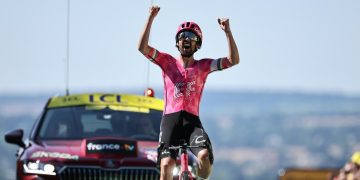 Ben Healy cumple su sueño y conquista su primera etapa 