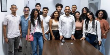13 estudiantes de Uniatlántico viajan becados al exterior por excelencia académica