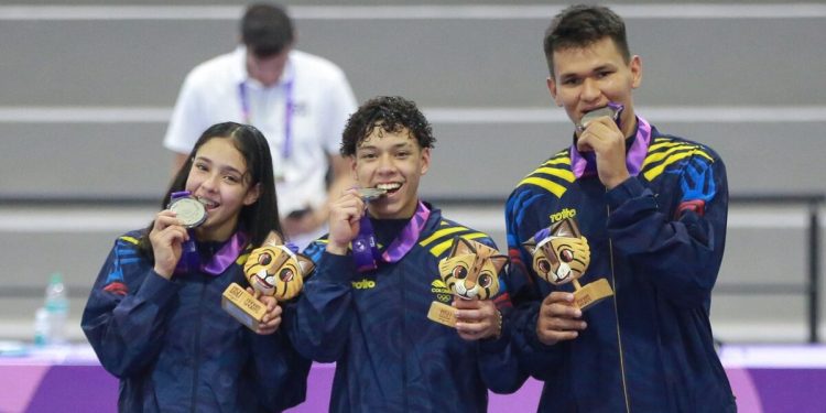 Colombia sostiene el segundo lugar en el inicio de la recta final de Asunción 2025