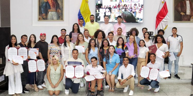 Jóvenes que transforman el Atlántico recibieron la Orden al Mérito Joven Líder Protagonista del Cambio