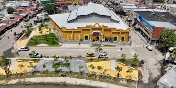 El Mercado de Granos reverdece con intervención paisajística