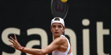 Emiliana Arango cae ante el poderío de Iga Swiatek en el US Open