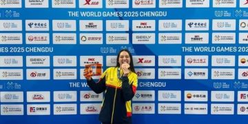 Colombia brilla bajo el agua en Chengdú