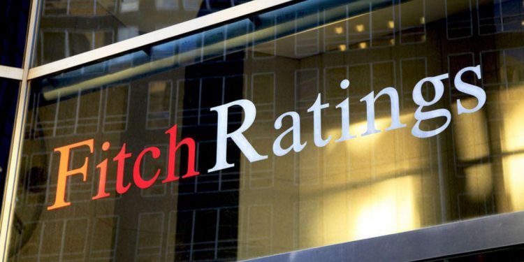 Fitch prevé crecimiento moderado para Colombia en 2025, pese a dificultades fiscales