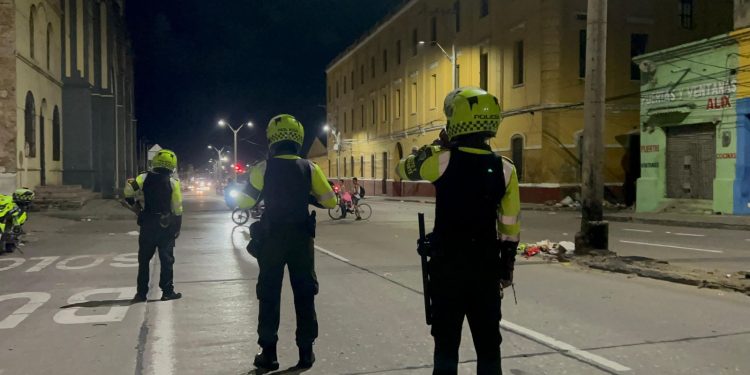 Tomas de la Policía en Barranquilla dejaron 105 capturados y 21 armas incautadas
