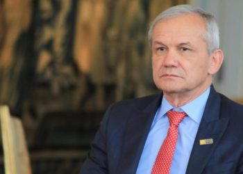 Ya se pidió a Interpol tramitar circular roja contra Carlos Ramón González: ministro de Justicia