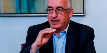 Gerente del Banco de la República advierte sobre mayor déficit y deuda entre 2025 y 2027