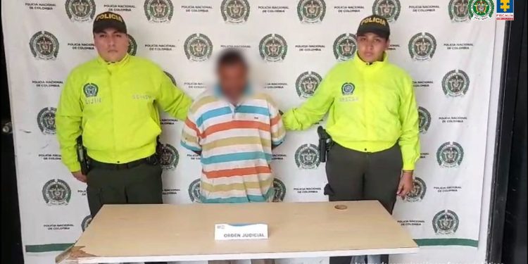 Hombre de 52 años en Bolívar fue capturado por abuso sexual y porte ilegal de armas