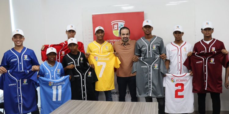 Luruaco enciende la pasión por el béisbol con el Batea Atlántico II