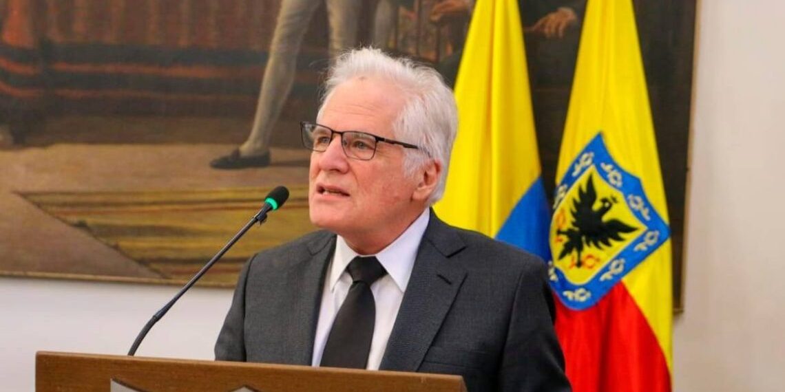 Miguel Uribe Londoño rechaza sanción al menor que asesinó a su hijo: “Eso es un insulto a Colombia”