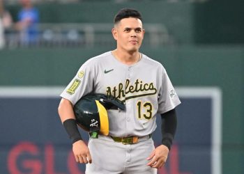 Giovanny Urshela, en el limbo tras decisión de los Atléticos