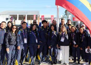 Colombia izó su bandera en Asunción 2025