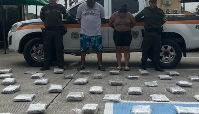 Caen dos personas con 45 kilos de marihuana en la Vía al Mar