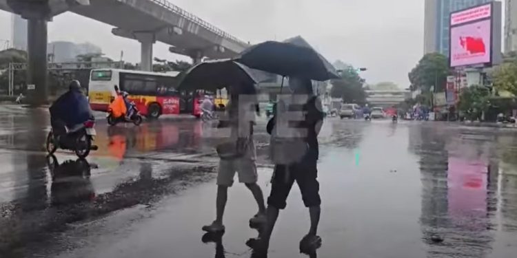Vietnam refuerza evacuaciones y medidas de emergencia por el avance del tifón Kajiki