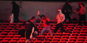 Tragedia en Avellaneda: Violencia en Independiente vs. U. de Chile deja más de 20 heridos