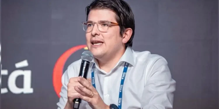 Colombia llora a Miguel Uribe Turbay: líderes políticos condenan su asesinato y rinden homenaje a su legado