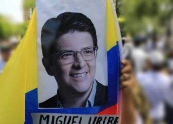 Alcalde Alejandro Char decreta tres días de duelo en Barranquilla por fallecimiento del senador Miguel Uribe