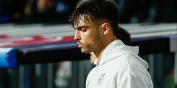 Raúl Asencio, jugador del Real Madrid, enfrenta petición de cárcel por delitos contra la intimidad