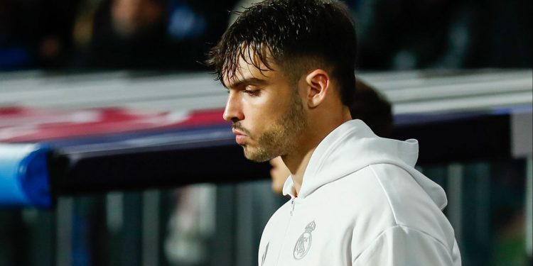 Raúl Asencio, jugador del Real Madrid, enfrenta petición de cárcel por delitos contra la intimidad