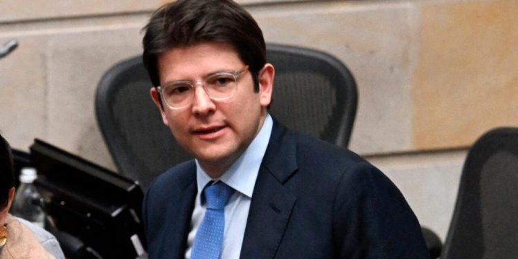 Gobernadores y alcaldes de la Costa Caribe lamentan muerte de Miguel Uribe Turbay y rechazan la violencia