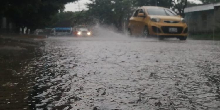 Lluvia implacable sacude a tres municipios del Atlántico: emergencias en Barranquilla, Galapa y Sabanagrande