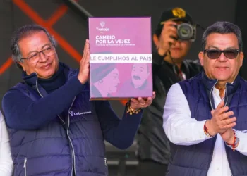 Corte Constitucional desmiente a Petro y pide pruebas sobre reforma pensional