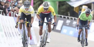 La Vuelta a Colombia se detiene por el paro minero