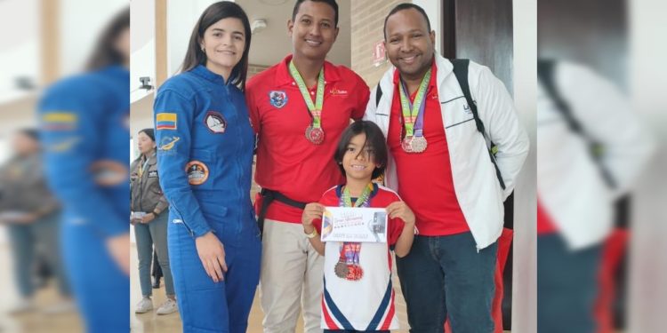 De aviones de papel al Mundial de Robótica en Japón: la historia de Juan David Barrera