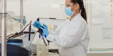 Triple A celebra el Día Mundial del Control de la Calidad del Agua reafirmando su liderazgo en investigación y excelencia operativa