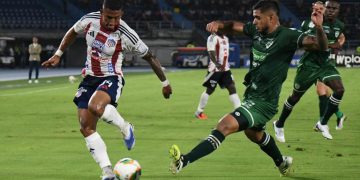 Junior volvió a tropezar con sus propios errores y dejó escapar el triunfo ante La Equidad