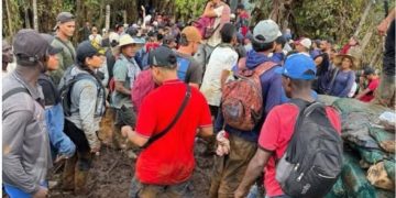Tensión en el Cauca: 72 militares retenidos por civiles en asonada impulsada por disidencias de las Farc