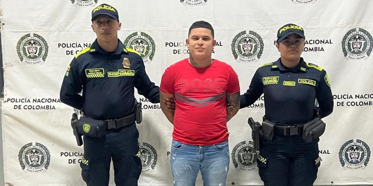 Capturan a presunto implicado en el homicidio de auxiliar de Policía en La Sierrita