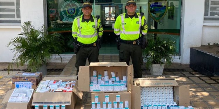 Incautan más de 900 unidades de medicamentos sin registro en el Puente Pumarejo