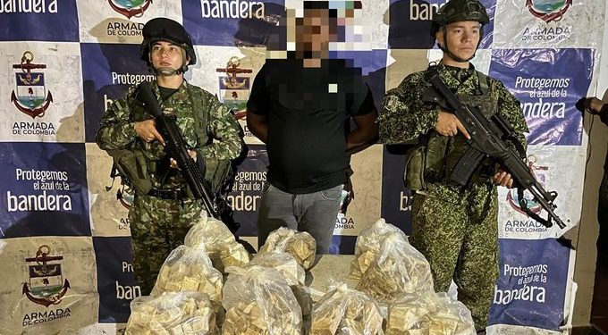 Capturan a presunto integrante de disidencias de las FARC con cargamento de droga en Nariño