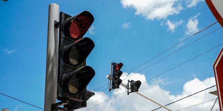 Se habilita nuevo semáforo en la calle 53 con carrera 44