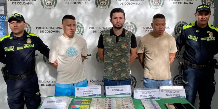 Cuatro presuntos integrantes de la banda ‘Triple 8’ enviados a prisión por hurtos informáticos en Barranquilla