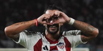 “Quise asegurar el penal, pero salió mal”: Javier Báez se reivindicó con gol