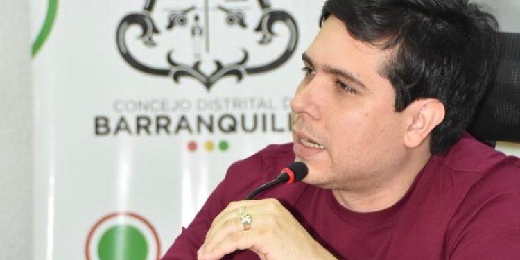 Barranquilla formará pioneros digitales: alcalde Char sancionó iniciativa de Andrés Ortiz Hernández para enseñar programación y software desde básica primaria