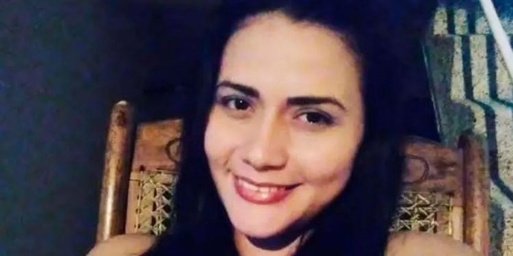 Mujer que cayó de un cuarto piso en Soledad aseguró que su pareja la empujó