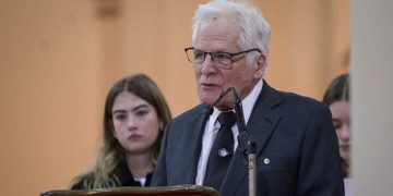 Miguel Uribe Londoño acusa a Petro de incitar al odio y anuncia acciones legales