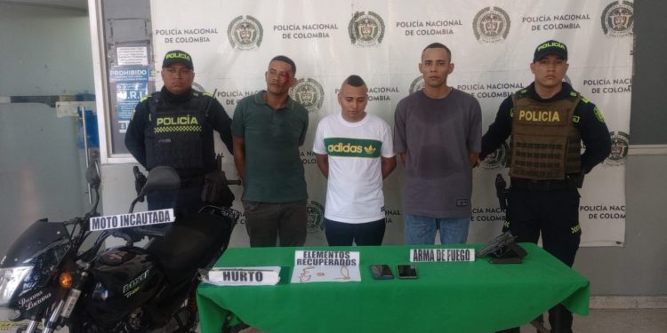 Tres personas son capturadas en la Circunvalar por hurto agravado