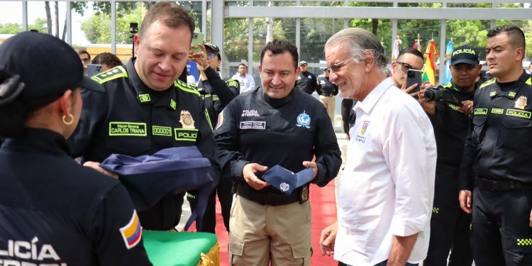 Gobernador Verano destaca apertura de oficina de Interpol Colombia en Barranquilla